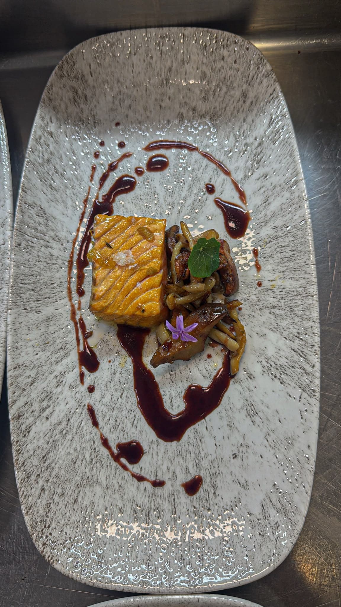 Salmón a baja temperatura con setas